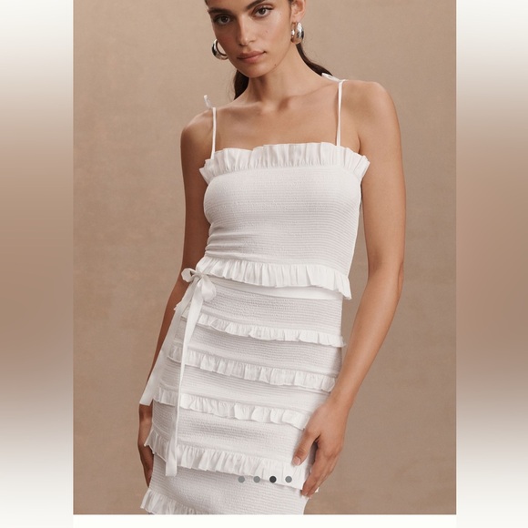 V Chapman Lilly Dress - Picture 2 of 6